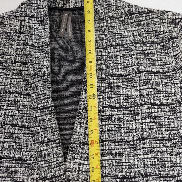 Jacket - Picture 4 of 4